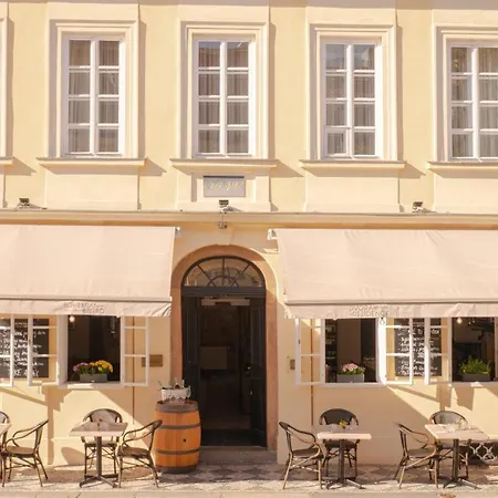 Apartament Dvorak *