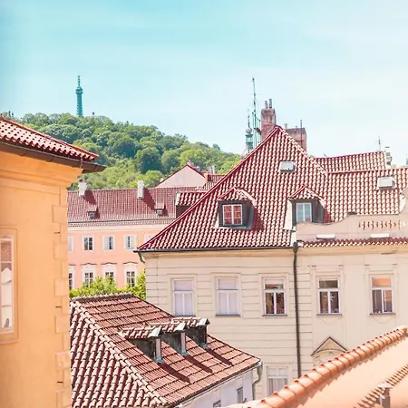 Apartament Dvorak *